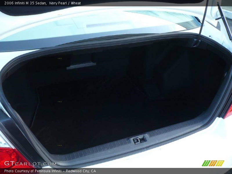 Ivory Pearl / Wheat 2006 Infiniti M 35 Sedan