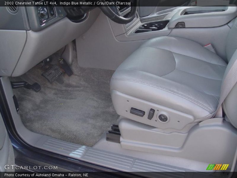 Indigo Blue Metallic / Gray/Dark Charcoal 2003 Chevrolet Tahoe LT 4x4