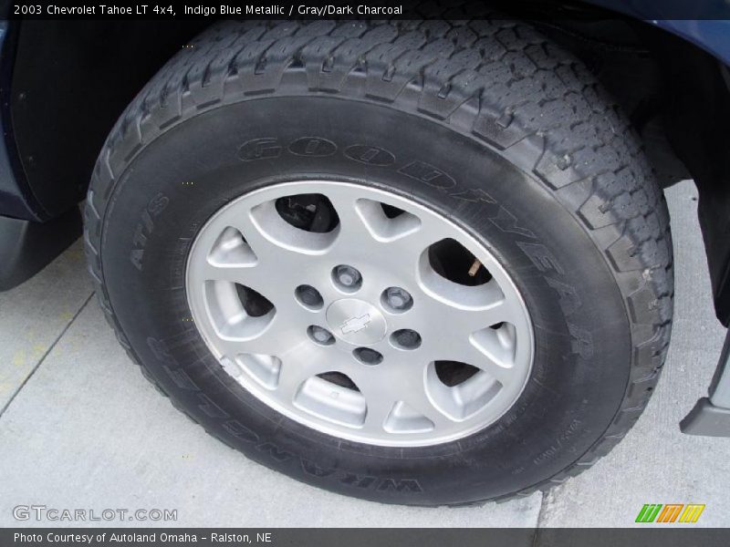 Indigo Blue Metallic / Gray/Dark Charcoal 2003 Chevrolet Tahoe LT 4x4