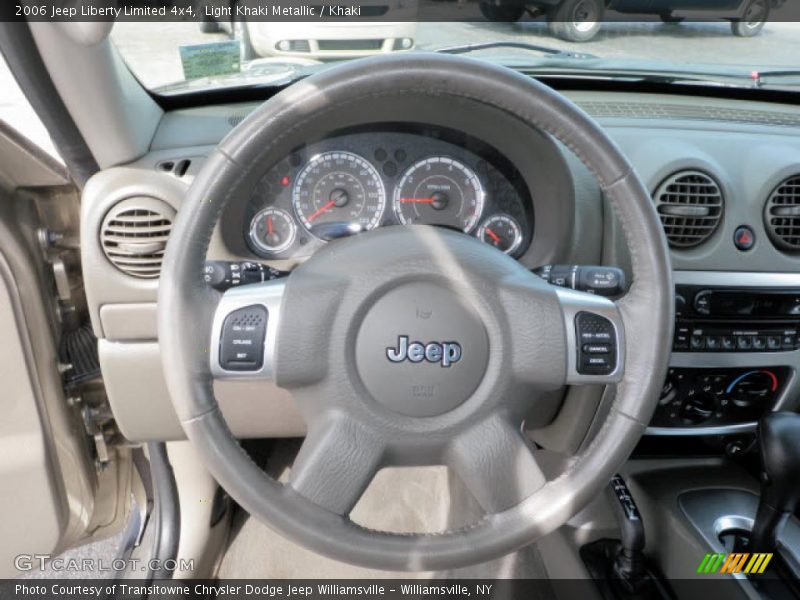 Light Khaki Metallic / Khaki 2006 Jeep Liberty Limited 4x4