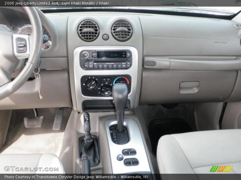 Light Khaki Metallic / Khaki 2006 Jeep Liberty Limited 4x4
