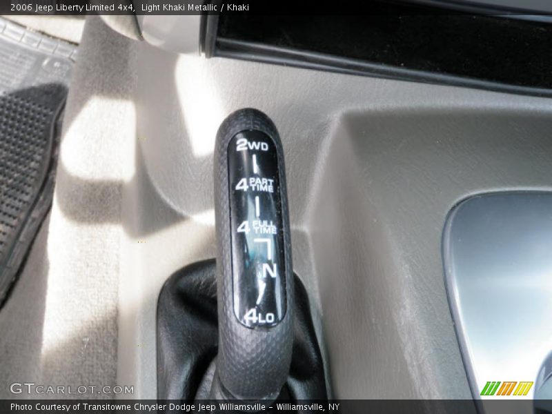 Light Khaki Metallic / Khaki 2006 Jeep Liberty Limited 4x4