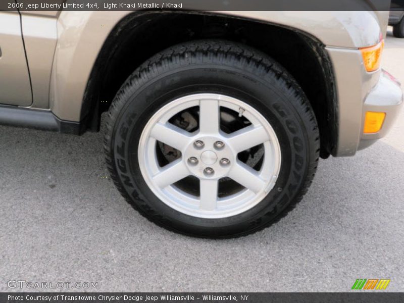 Light Khaki Metallic / Khaki 2006 Jeep Liberty Limited 4x4
