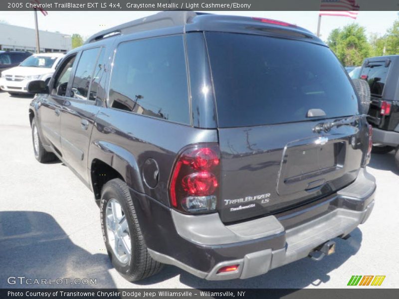 Graystone Metallic / Light Cashmere/Ebony 2005 Chevrolet TrailBlazer EXT LS 4x4