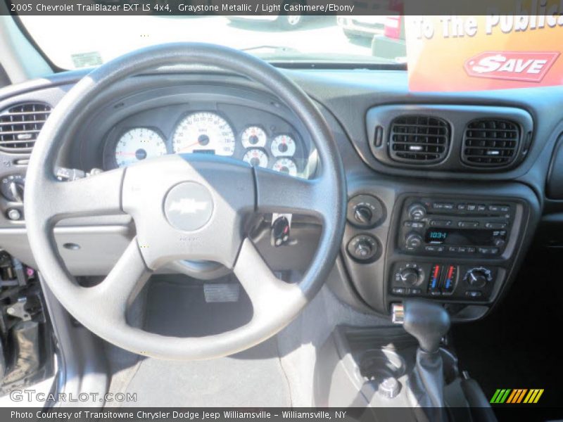Graystone Metallic / Light Cashmere/Ebony 2005 Chevrolet TrailBlazer EXT LS 4x4