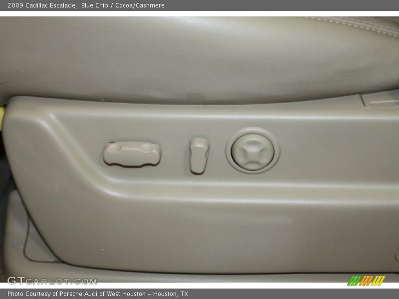 Blue Chip / Cocoa/Cashmere 2009 Cadillac Escalade