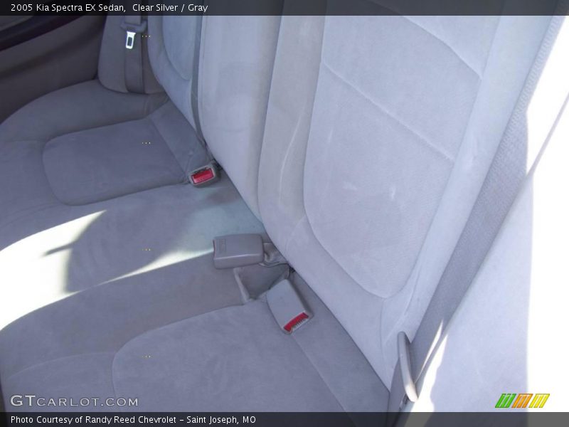 Clear Silver / Gray 2005 Kia Spectra EX Sedan