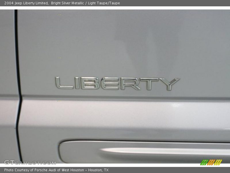 Bright Silver Metallic / Light Taupe/Taupe 2004 Jeep Liberty Limited