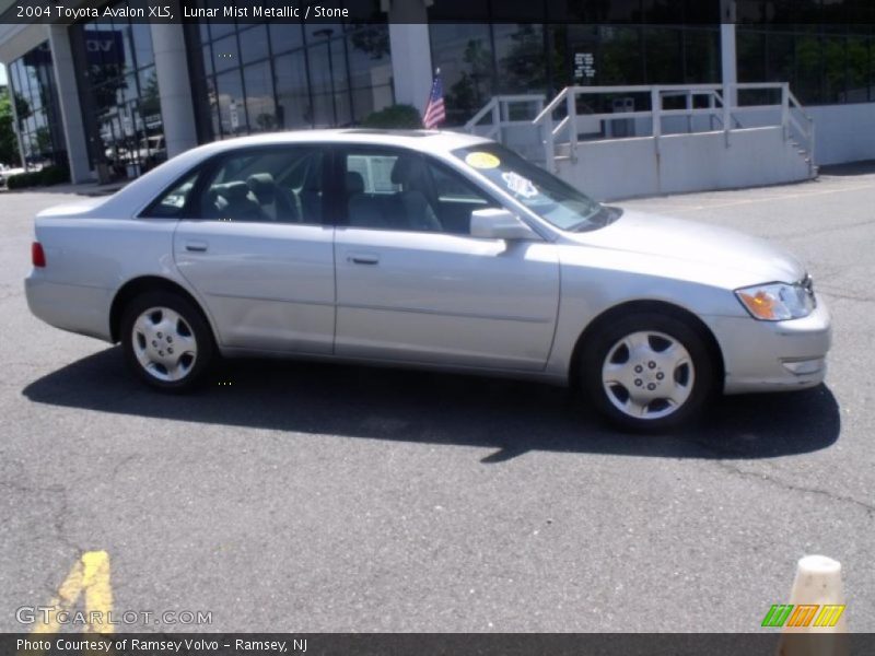 Lunar Mist Metallic / Stone 2004 Toyota Avalon XLS