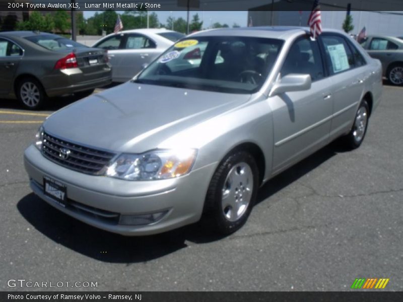 Lunar Mist Metallic / Stone 2004 Toyota Avalon XLS