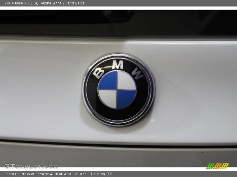 Alpine White / Sand Beige 2004 BMW X3 2.5i