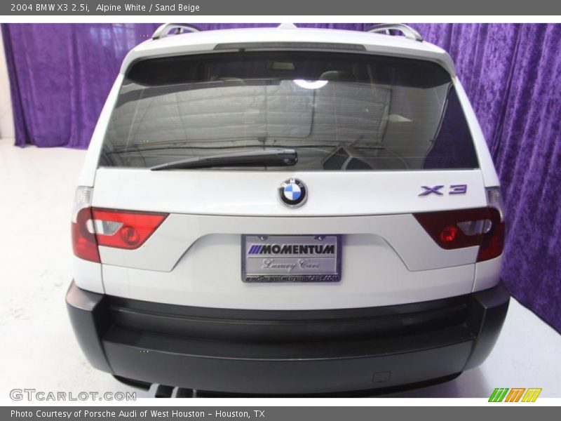 Alpine White / Sand Beige 2004 BMW X3 2.5i
