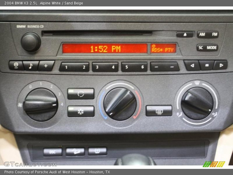 Alpine White / Sand Beige 2004 BMW X3 2.5i