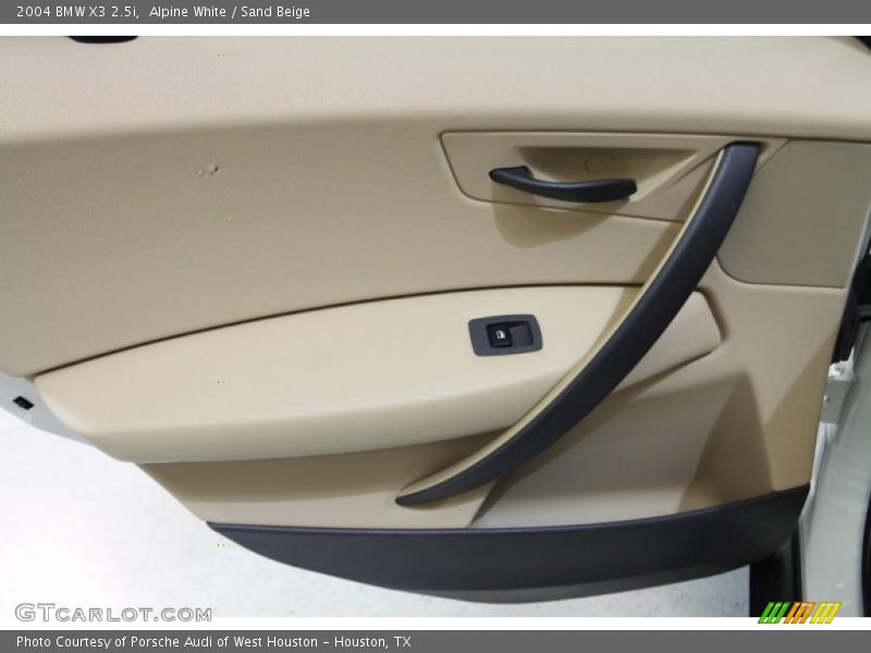 Alpine White / Sand Beige 2004 BMW X3 2.5i
