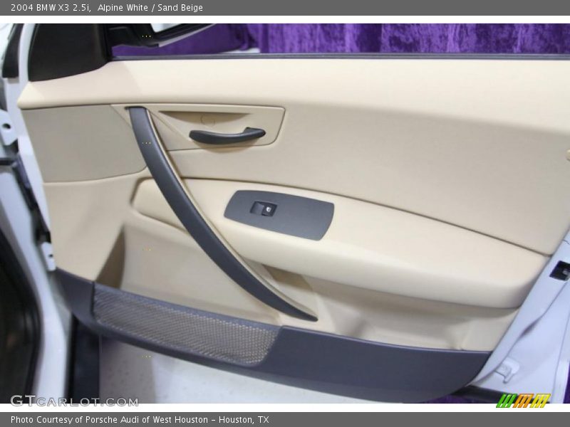 Alpine White / Sand Beige 2004 BMW X3 2.5i