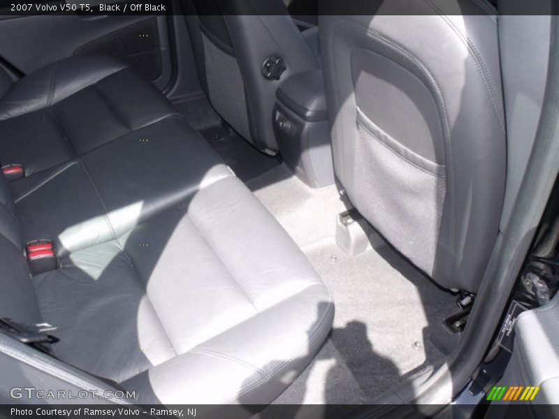 Black / Off Black 2007 Volvo V50 T5