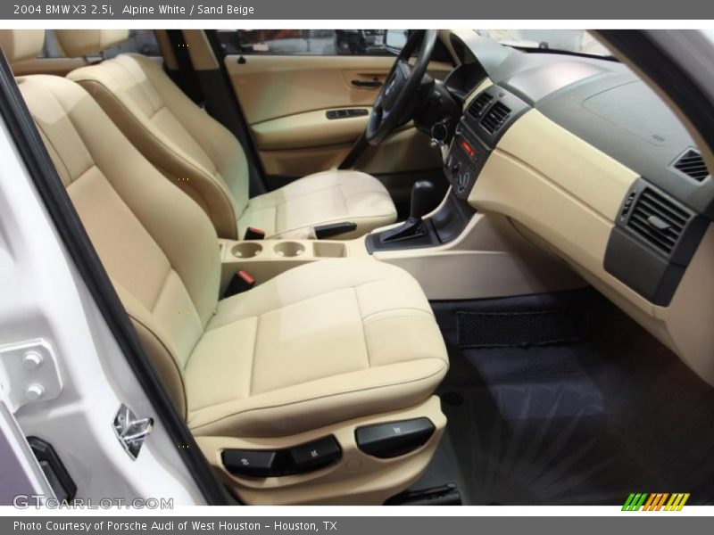 Alpine White / Sand Beige 2004 BMW X3 2.5i