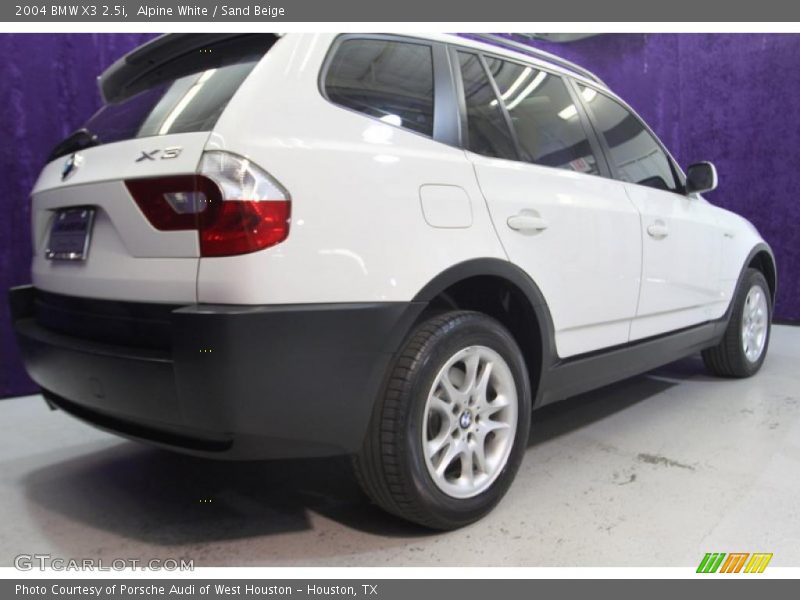 Alpine White / Sand Beige 2004 BMW X3 2.5i
