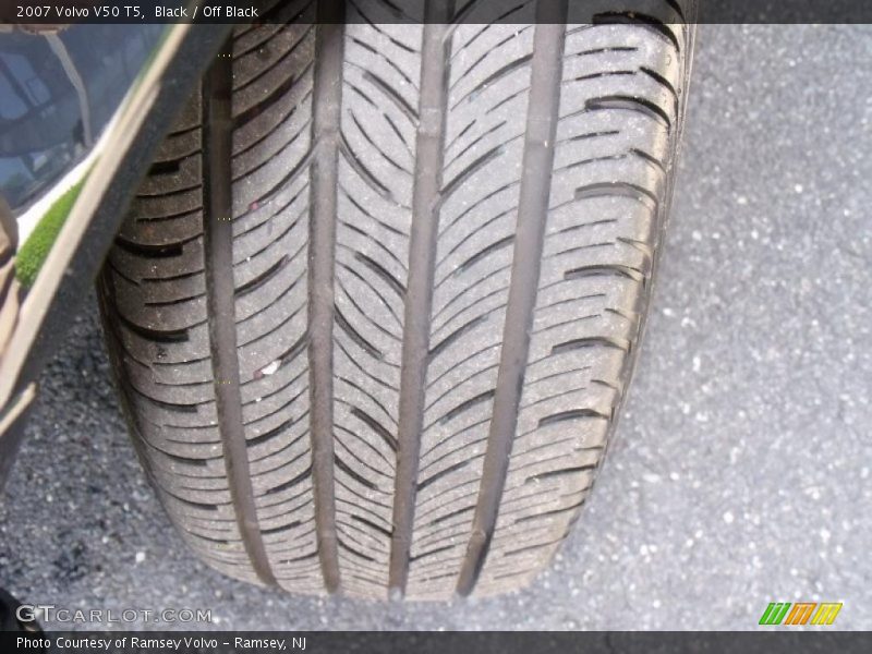 Black / Off Black 2007 Volvo V50 T5