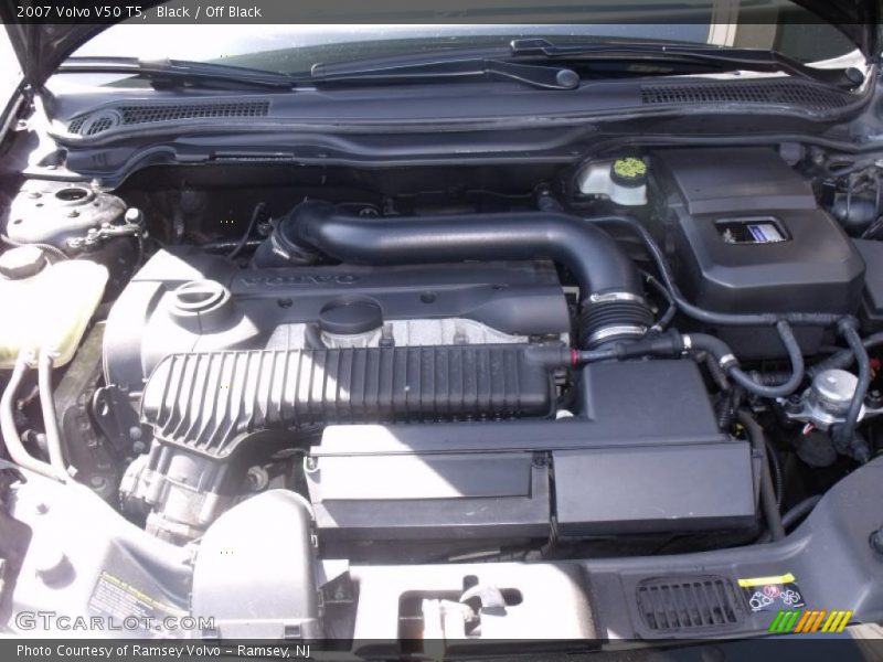 Black / Off Black 2007 Volvo V50 T5