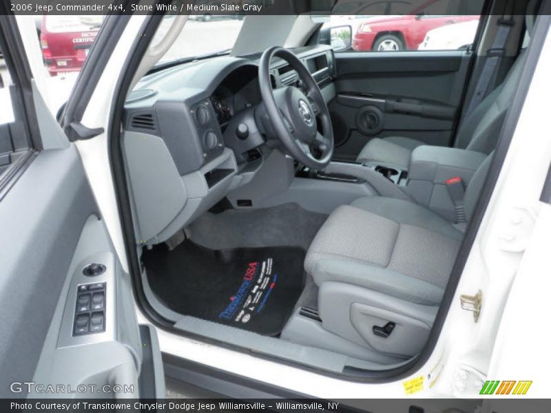 Stone White / Medium Slate Gray 2006 Jeep Commander 4x4