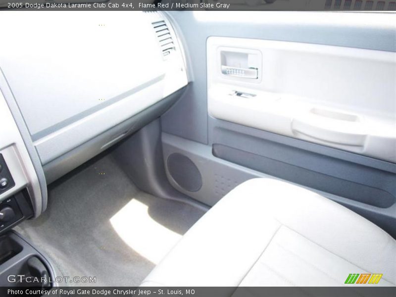 Flame Red / Medium Slate Gray 2005 Dodge Dakota Laramie Club Cab 4x4