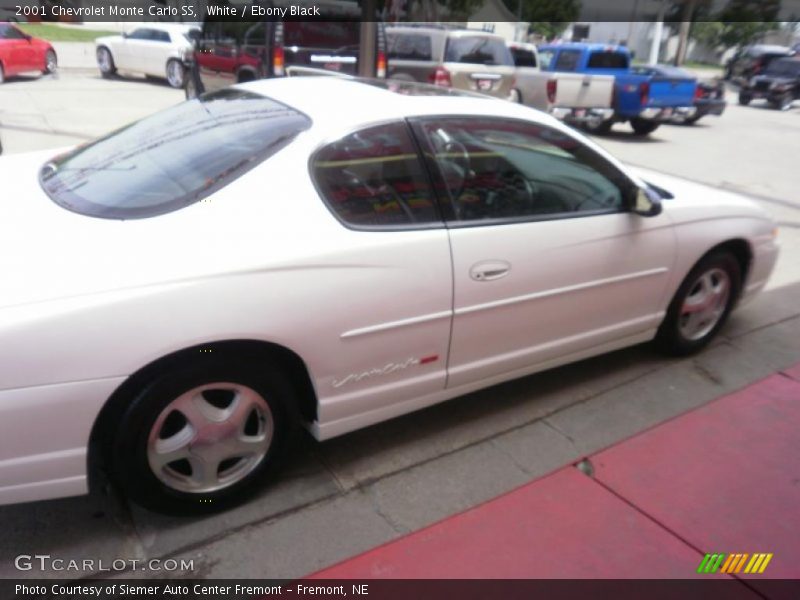 White / Ebony Black 2001 Chevrolet Monte Carlo SS