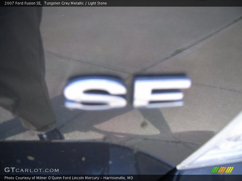Tungsten Grey Metallic / Light Stone 2007 Ford Fusion SE