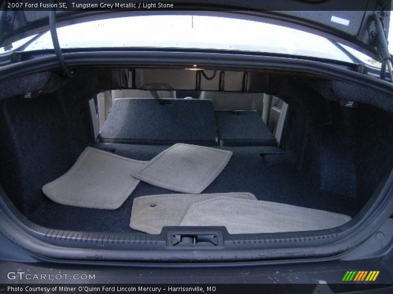 Tungsten Grey Metallic / Light Stone 2007 Ford Fusion SE