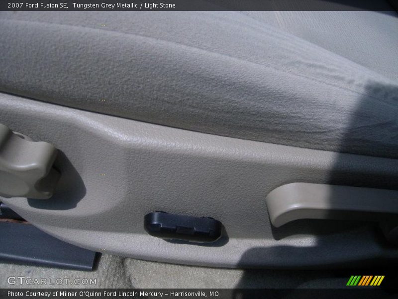 Tungsten Grey Metallic / Light Stone 2007 Ford Fusion SE