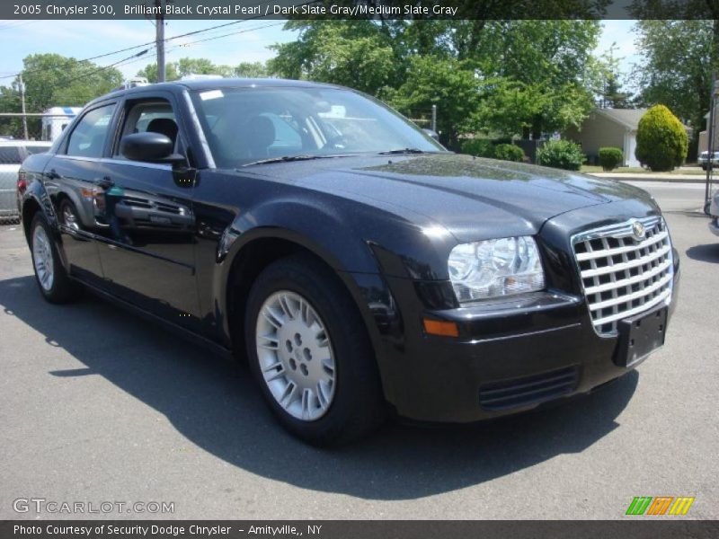 Brilliant Black Crystal Pearl / Dark Slate Gray/Medium Slate Gray 2005 Chrysler 300