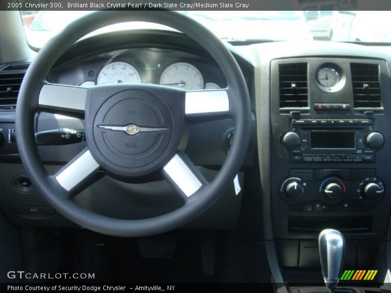 Brilliant Black Crystal Pearl / Dark Slate Gray/Medium Slate Gray 2005 Chrysler 300
