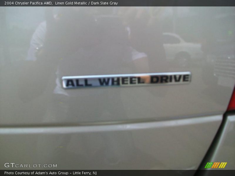Linen Gold Metallic / Dark Slate Gray 2004 Chrysler Pacifica AWD