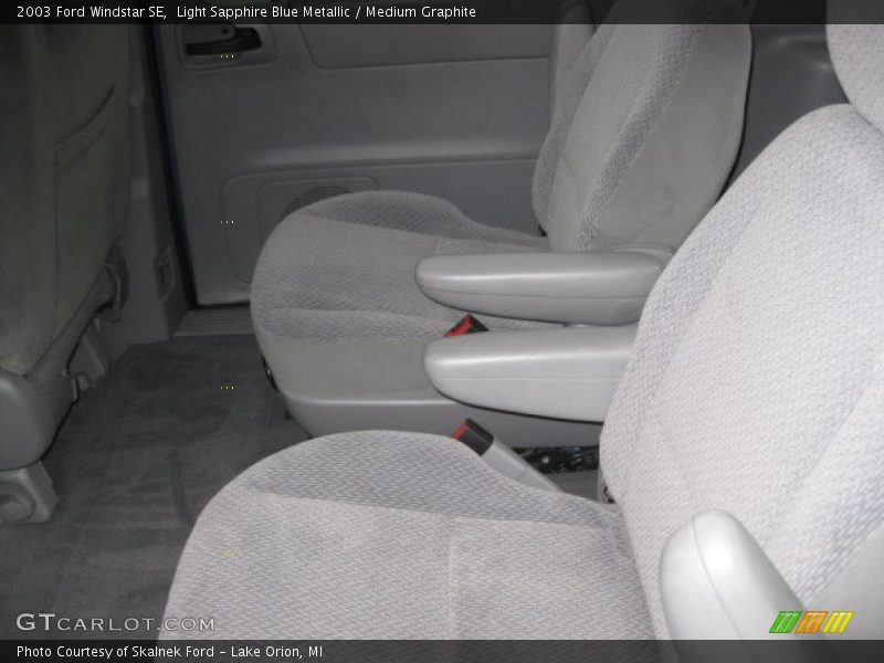 Light Sapphire Blue Metallic / Medium Graphite 2003 Ford Windstar SE