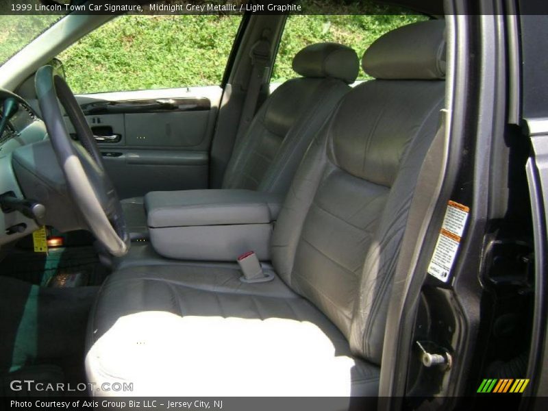 Midnight Grey Metallic / Light Graphite 1999 Lincoln Town Car Signature