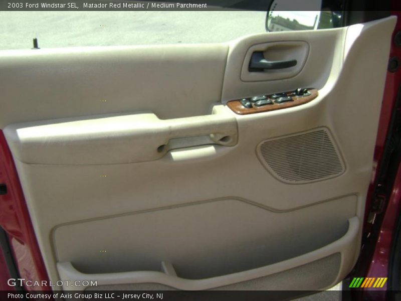 Matador Red Metallic / Medium Parchment 2003 Ford Windstar SEL