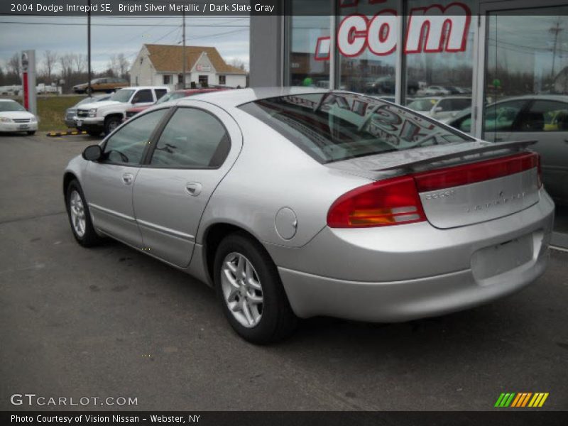Bright Silver Metallic / Dark Slate Gray 2004 Dodge Intrepid SE