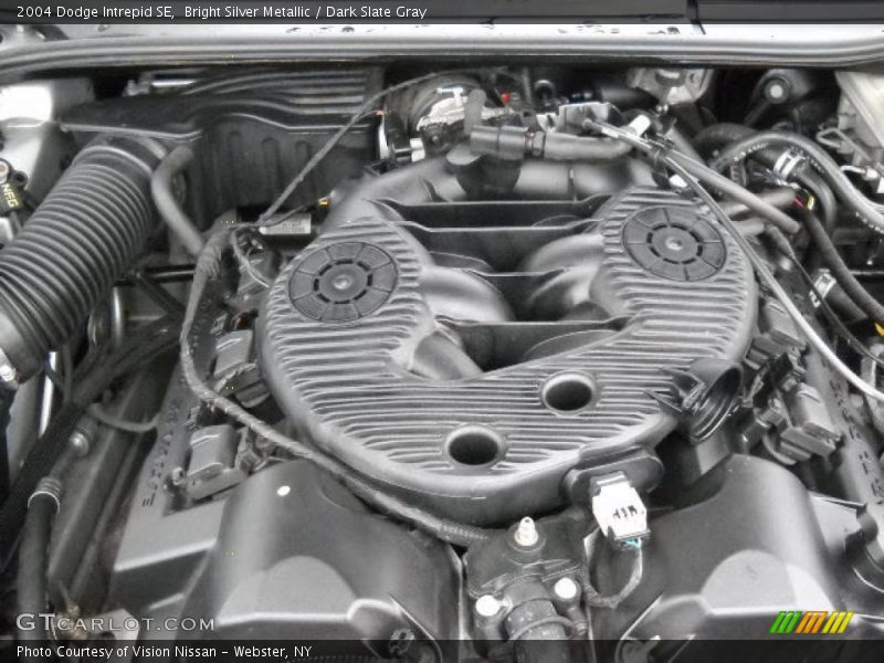 Bright Silver Metallic / Dark Slate Gray 2004 Dodge Intrepid SE