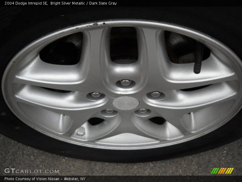 Bright Silver Metallic / Dark Slate Gray 2004 Dodge Intrepid SE