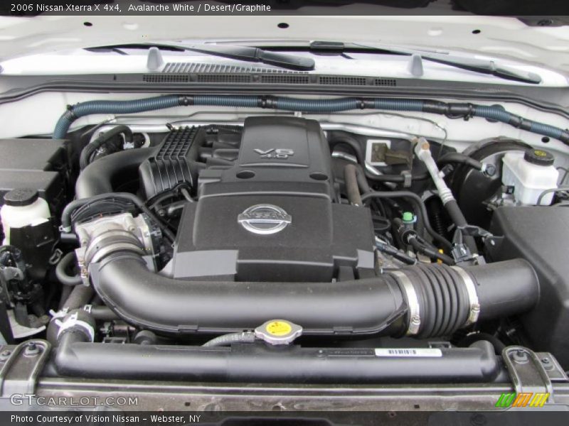 Avalanche White / Desert/Graphite 2006 Nissan Xterra X 4x4