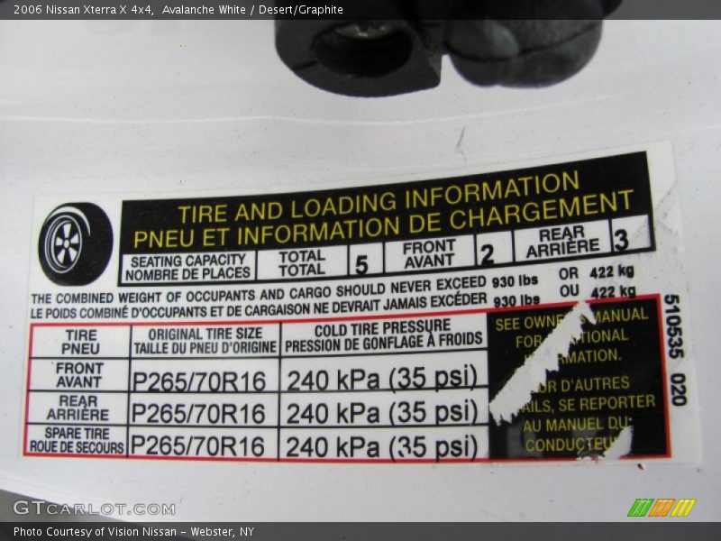 Avalanche White / Desert/Graphite 2006 Nissan Xterra X 4x4