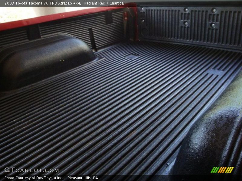 Radiant Red / Charcoal 2003 Toyota Tacoma V6 TRD Xtracab 4x4