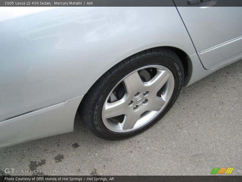 Mercury Metallic / Ash 2005 Lexus LS 430 Sedan