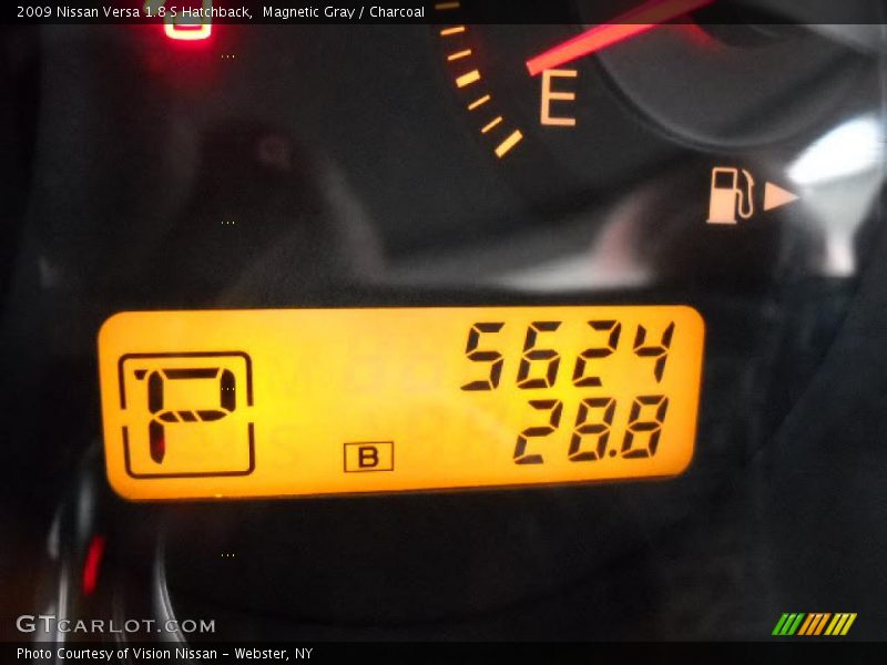 Magnetic Gray / Charcoal 2009 Nissan Versa 1.8 S Hatchback