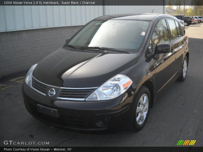Super Black / Charcoal 2009 Nissan Versa 1.8 SL Hatchback