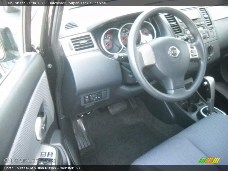 Super Black / Charcoal 2009 Nissan Versa 1.8 SL Hatchback