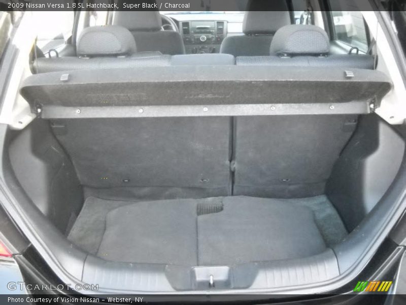 Super Black / Charcoal 2009 Nissan Versa 1.8 SL Hatchback