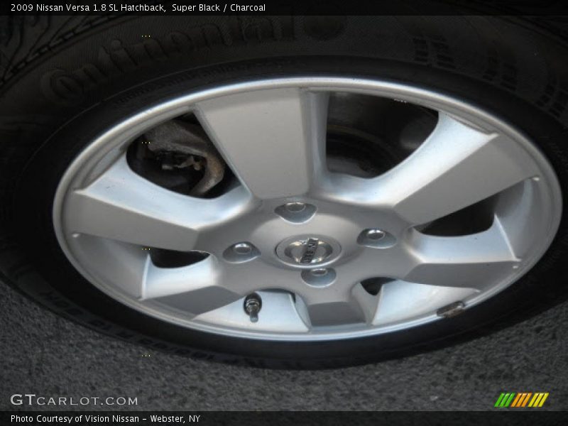 Super Black / Charcoal 2009 Nissan Versa 1.8 SL Hatchback