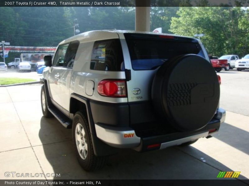 Titanium Metallic / Dark Charcoal 2007 Toyota FJ Cruiser 4WD