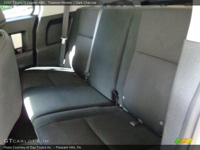 Titanium Metallic / Dark Charcoal 2007 Toyota FJ Cruiser 4WD